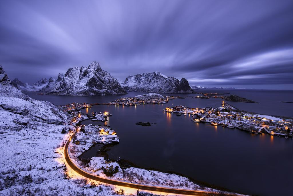Reine Retro Villa - Cozy Villa With A Fantastic View Buitenkant foto